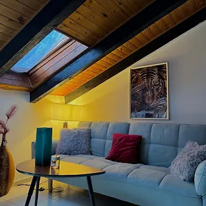 hosting-dreams-attics-duomo.it-lombardy.com/